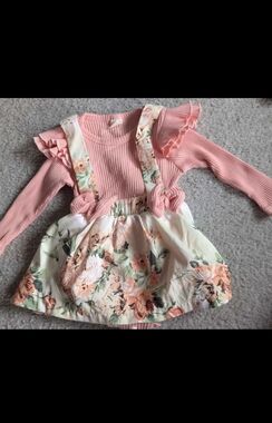 Peach floral romper (3-6M)